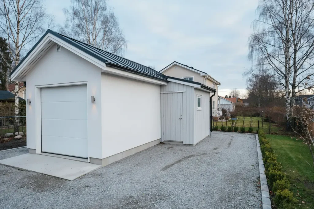 m lning av garage och f rr d i barkarby j rf lla